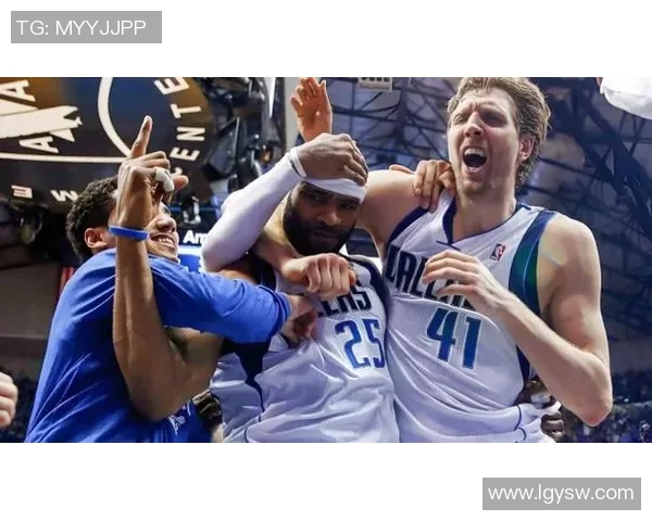 2015年小牛与马刺季后赛第三场激战回顾与精彩瞬间分析